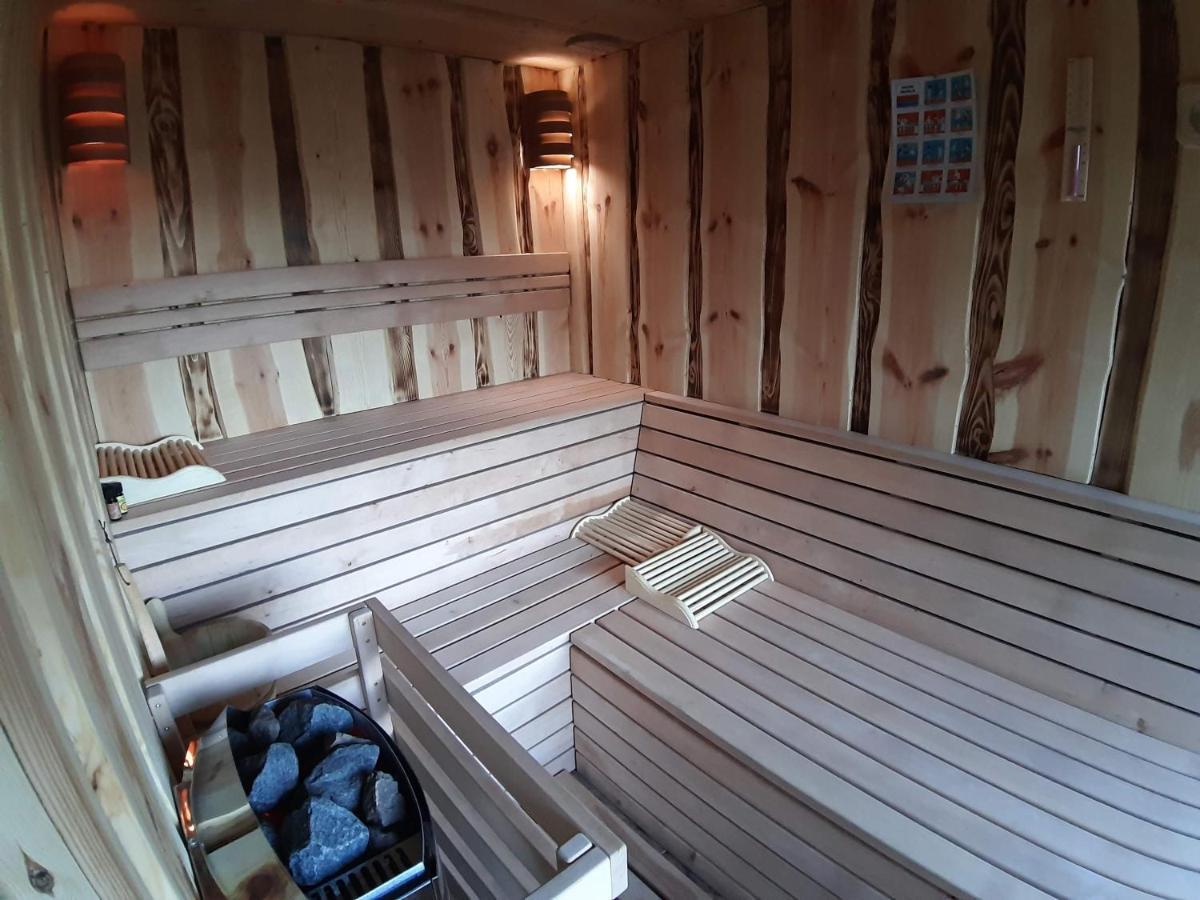Lodge Pocitniska Hisa Koca Dobnik *