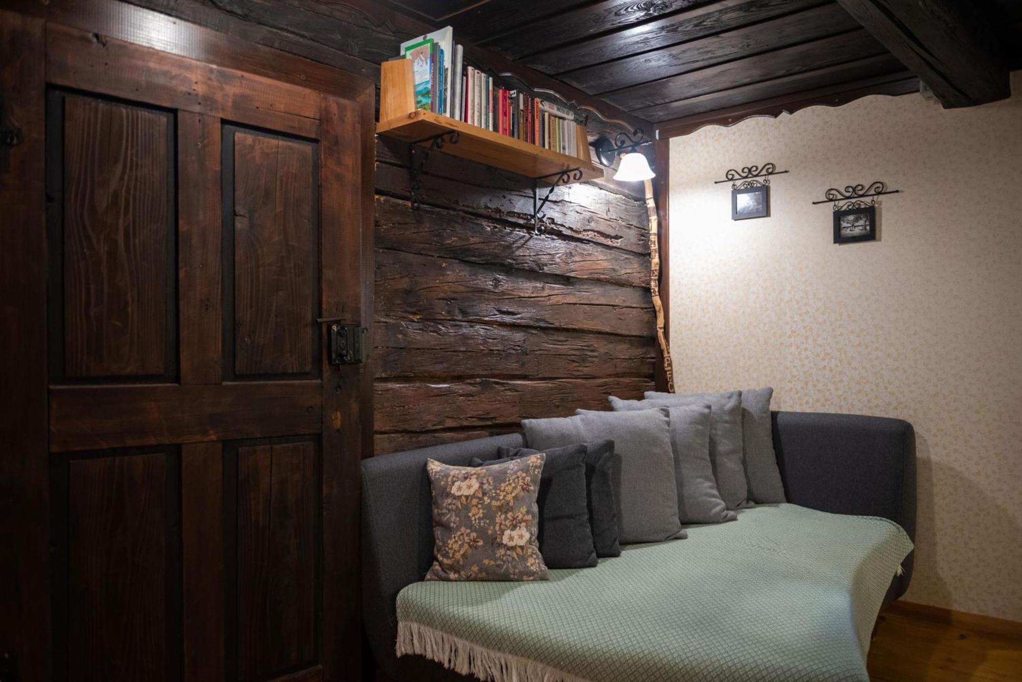Lodge Pocitniska Hisa Koca Dobnik *