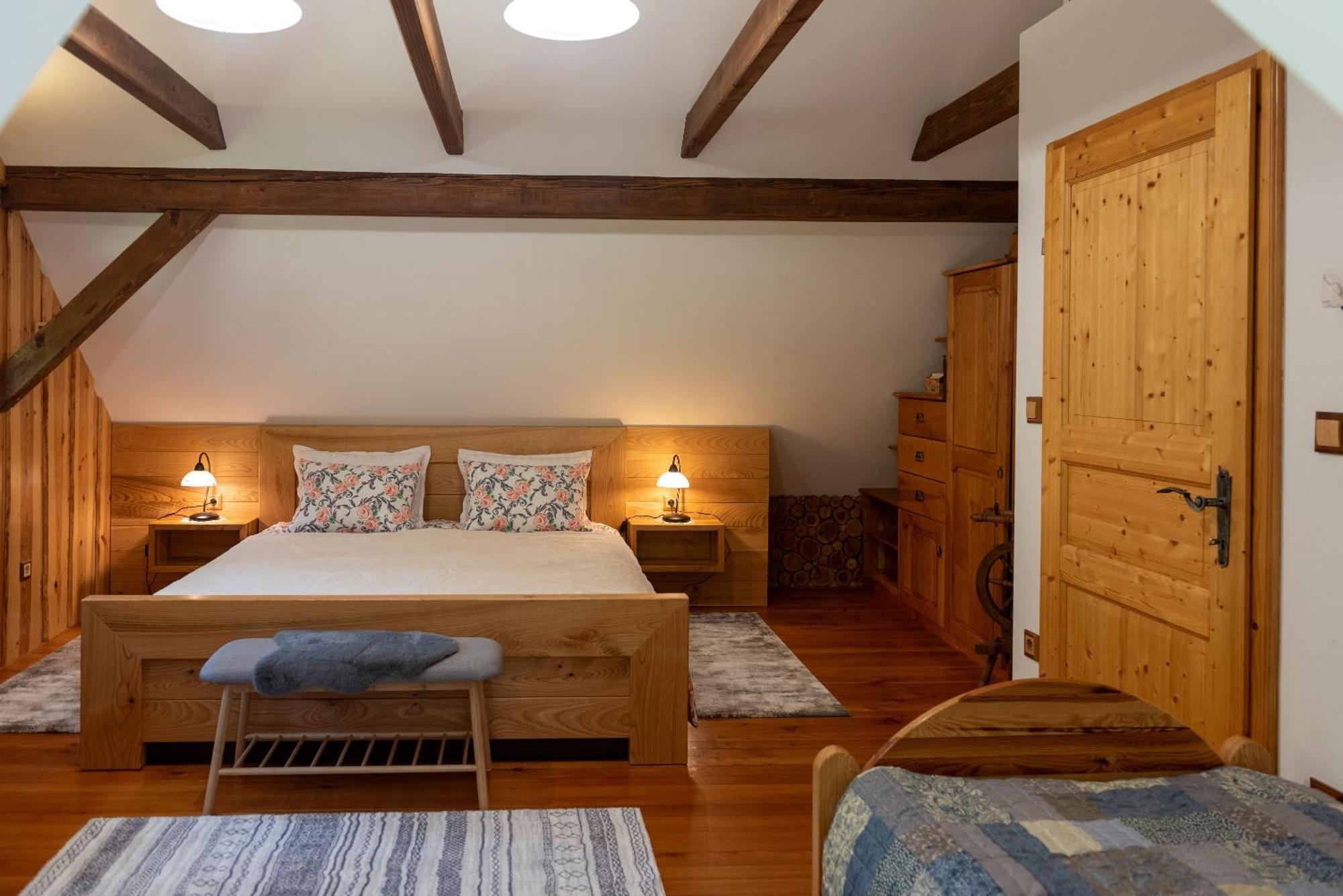 Pocitniska Hisa Koca Dobnik Lodge